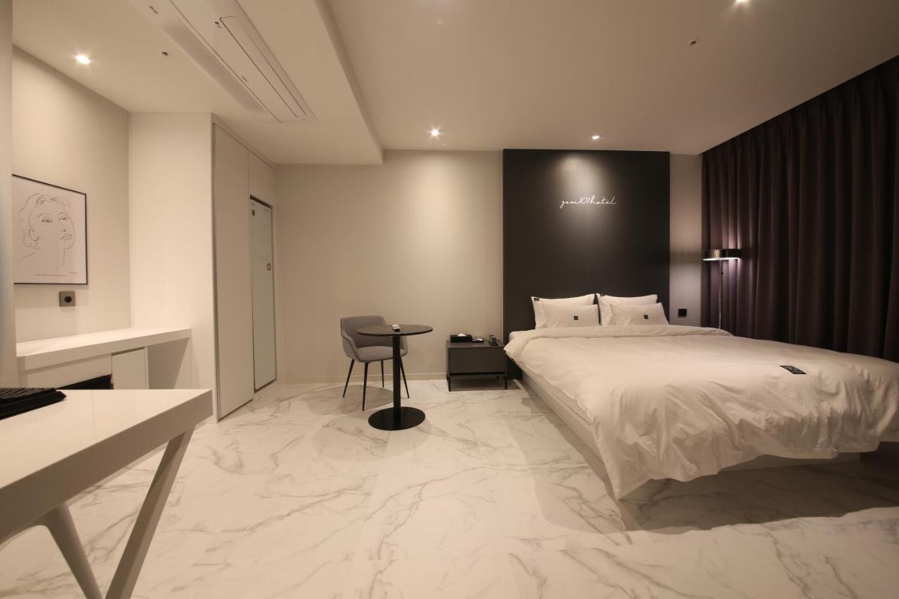 Zam101 Hotel Gimhae Exterior foto
